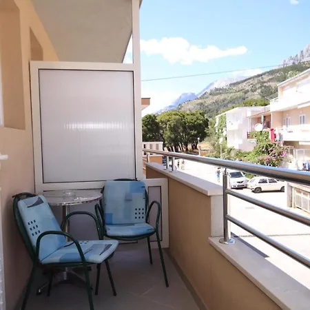 With Parking Space - 6850 Makarska