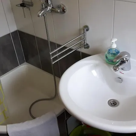 With Parking Space - 6850 Appartement