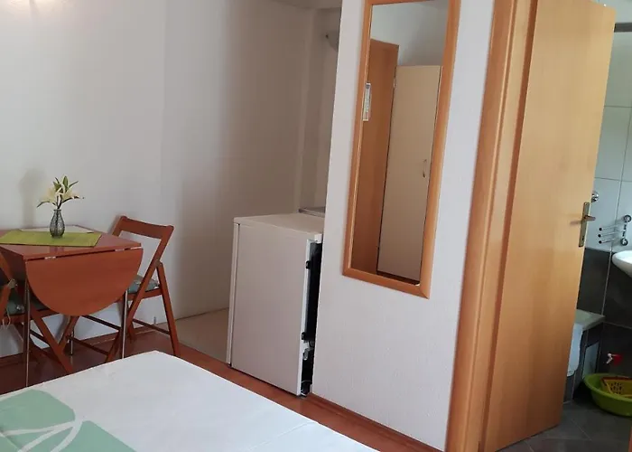 With Parking Space - 6850 Daire *