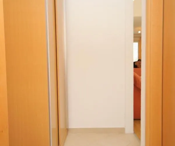 With Parking Space - 6850 Daire Makarska